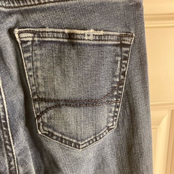 Hollister distressed jeans - Picture 11 of 14